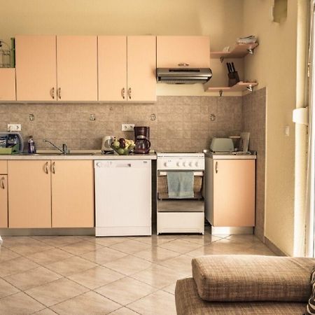Apartments Domagoj - On The Beach Луково-Шугарье Экстерьер фото
