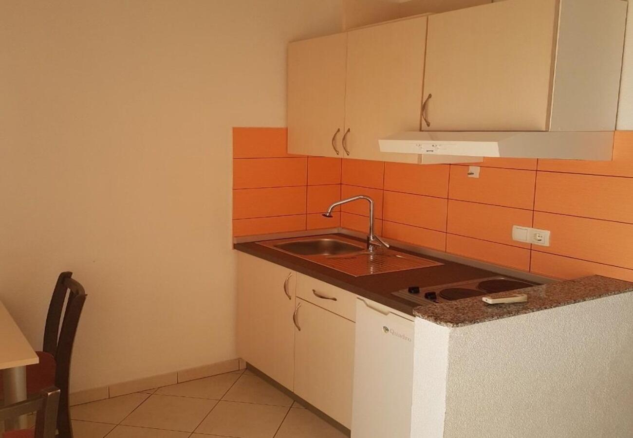 Apartments Domagoj - On The Beach Луково-Шугарье Экстерьер фото