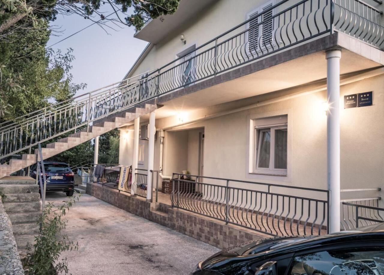 Apartments Domagoj - On The Beach Луково-Шугарье Экстерьер фото